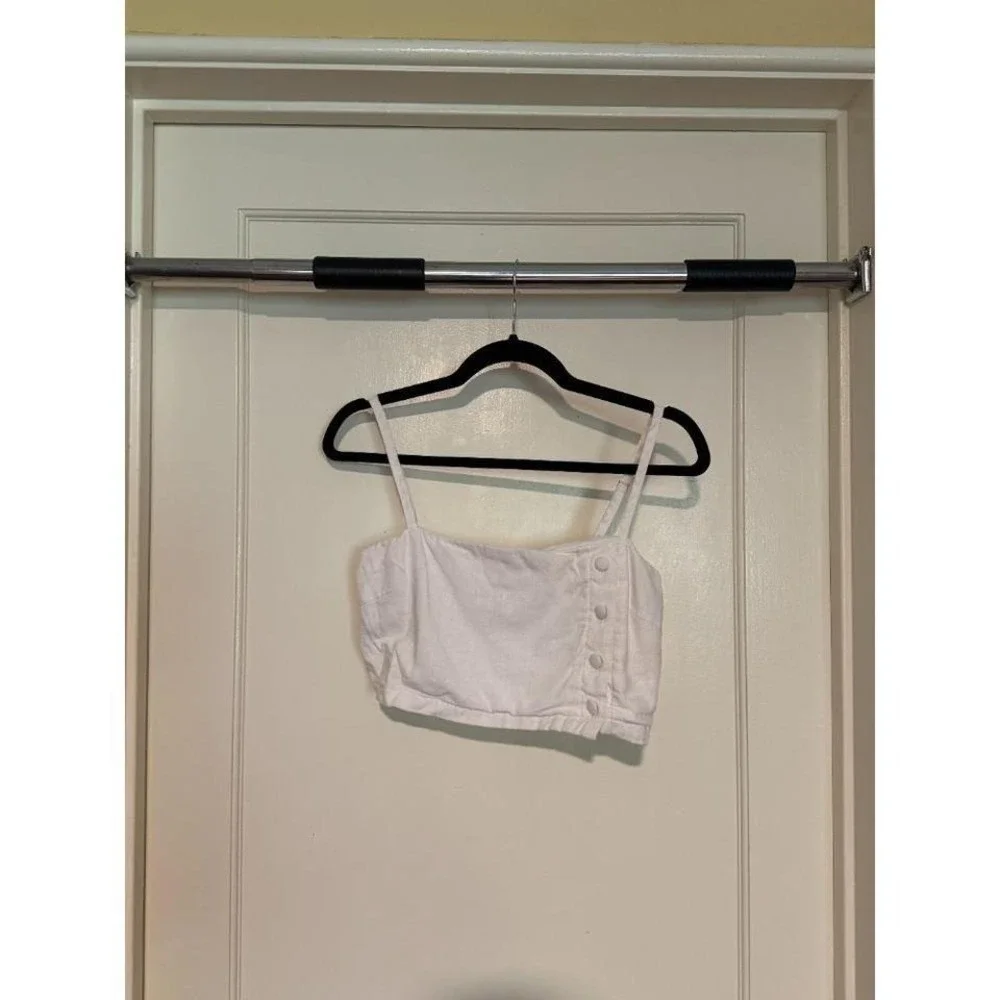 Forever 21 Contemporary White Sleeveless Casual‎ Crop Top Size L